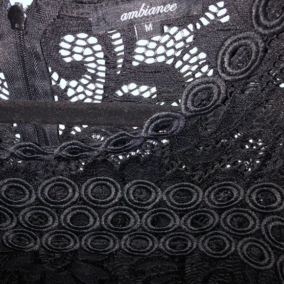 Black Lace Patterned Dress - Picture 2 of 3